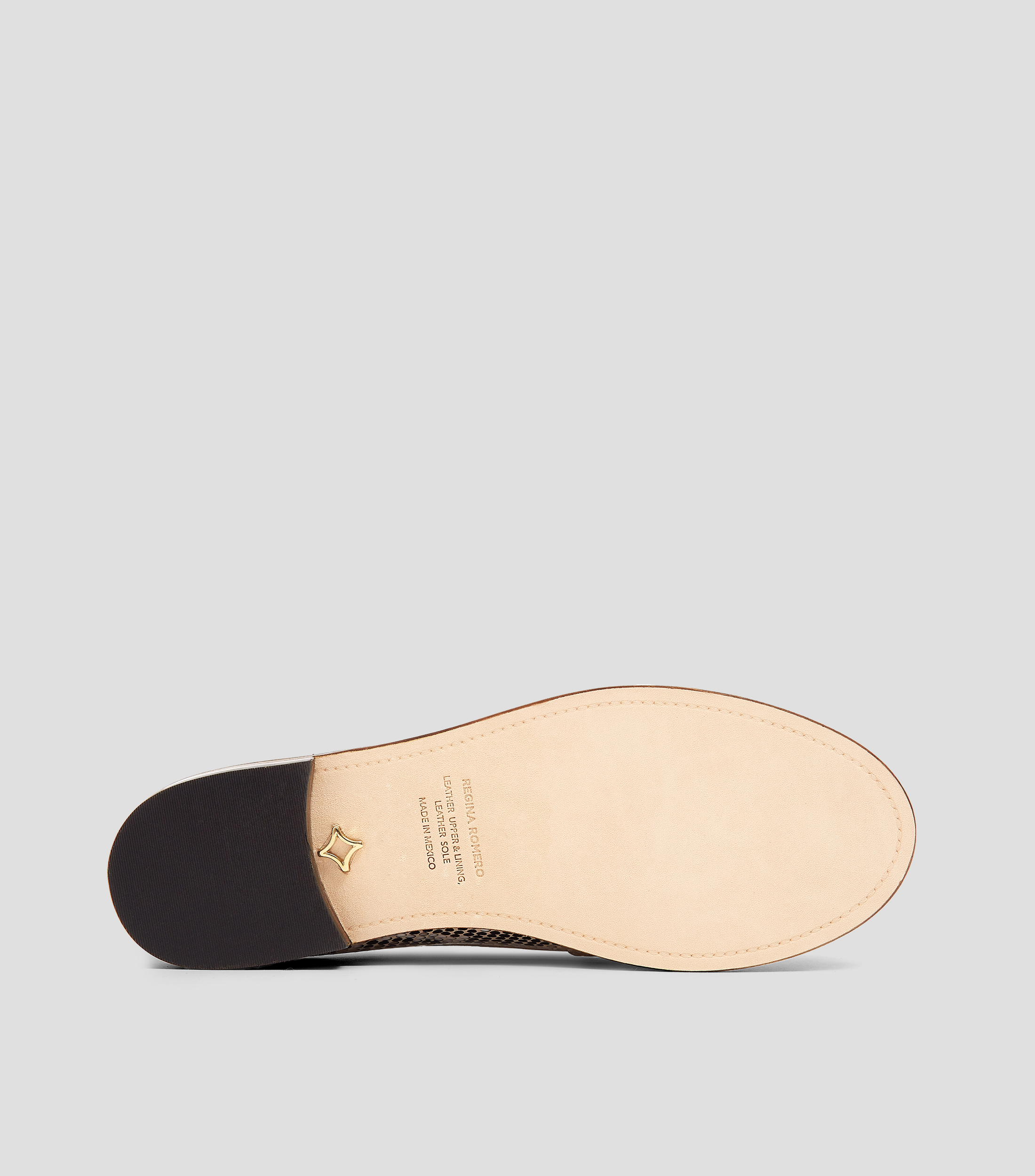 Mocasines Judy con detalle metálico Mujer